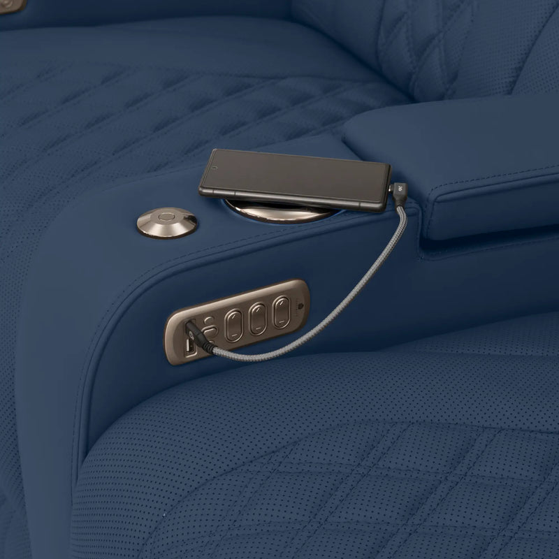 USB-A / USB-C Charging Ports