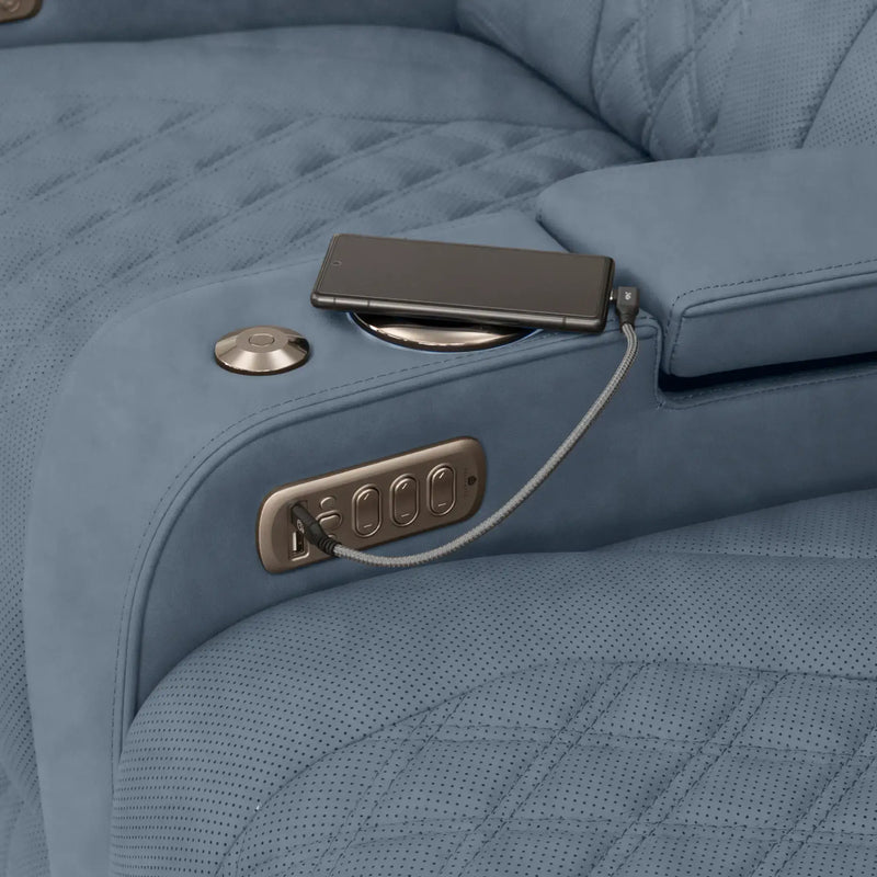 USB-A / USB-C Charging Ports